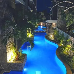 https://luxury-aldea-zama-center-apartment-w-pool.allrivieramayahotels.com